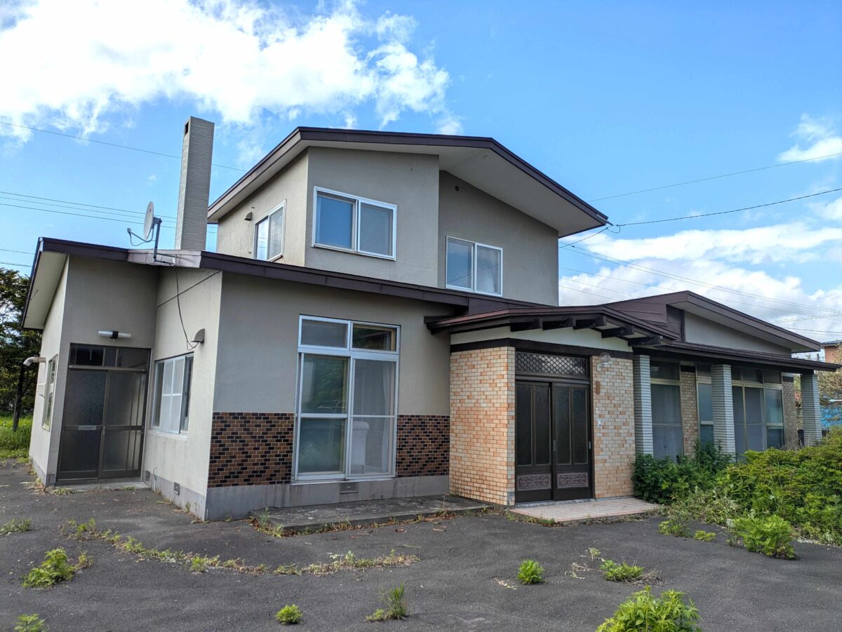 中古住宅：白老町虎杖浜165番